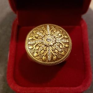 Premier Designs brushed goldtone ring size 11